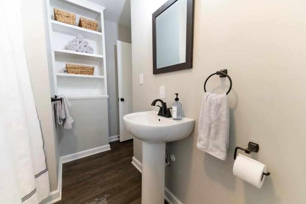 Holiday home 3 Br/ 2 Bath King, Fire Pit
