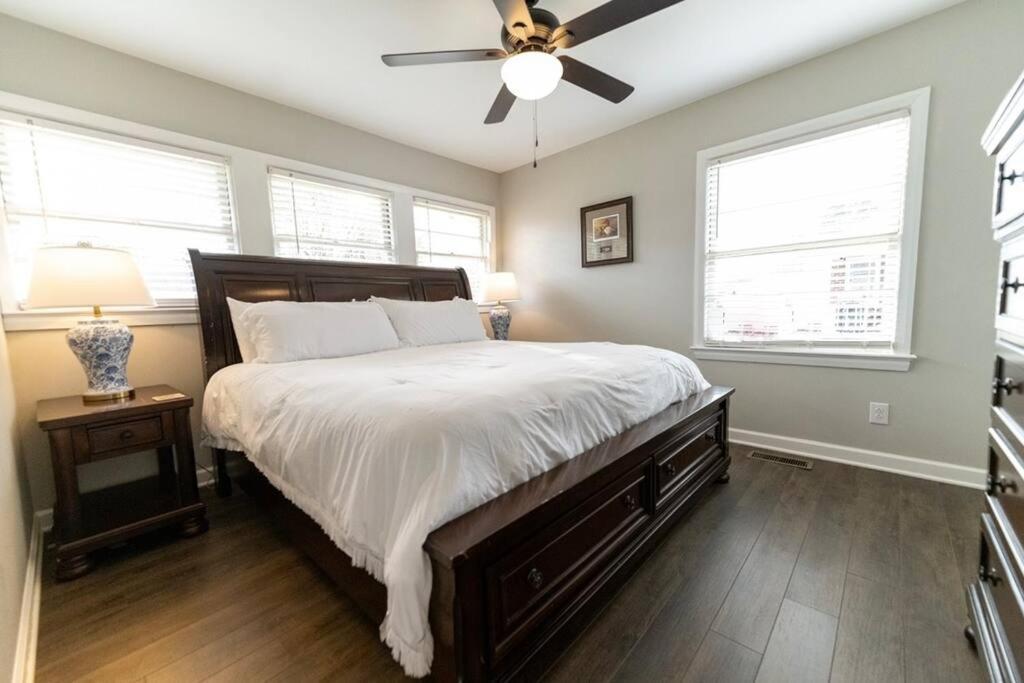 Holiday home 3 Br/ 2 Bath King, Fire Pit *