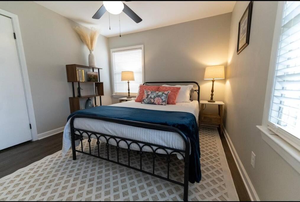 Holiday home 3 Br/ 2 Bath King, Fire Pit *