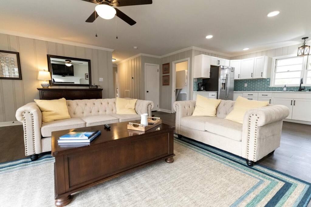 Holiday home 3 Br/ 2 Bath King, Fire Pit